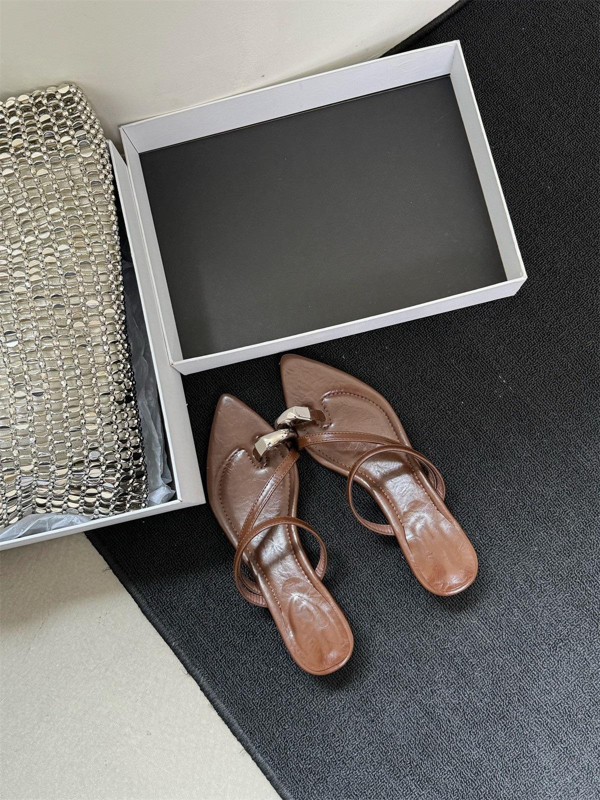 

Thin slope heel metal buckle cover toe slippers women s outer wear design sense niche one-word drag pointed toe sandals 40 темно-коричневого