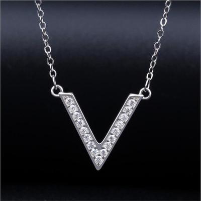Nuova Personalità Semplice Lettera V Femminile Squisito Pieno di Diamanti Argento Sterling 925 Gioielli Catena Clavicola Collane XL079
