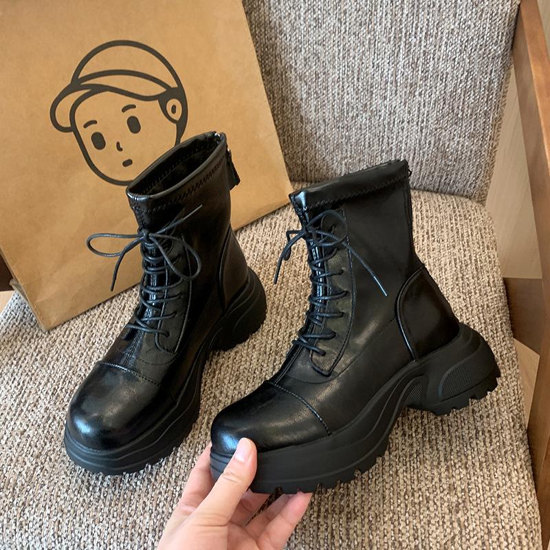 Fashion retro medium tube lace-up locomotive boots women s winter new commuter versatile velvet Martin boots 40