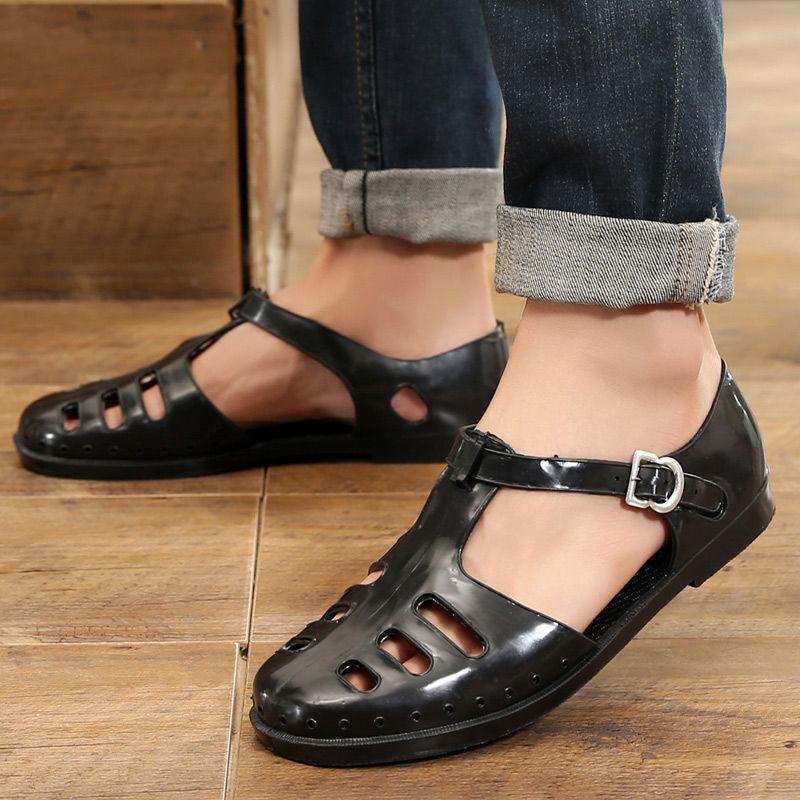 fashion New Summer Men's Sandals Outdoor Non-Slip Beach Flat Fisherman Casual Shoes Breathable Hollow Men Sandals Male Vintage Slippers