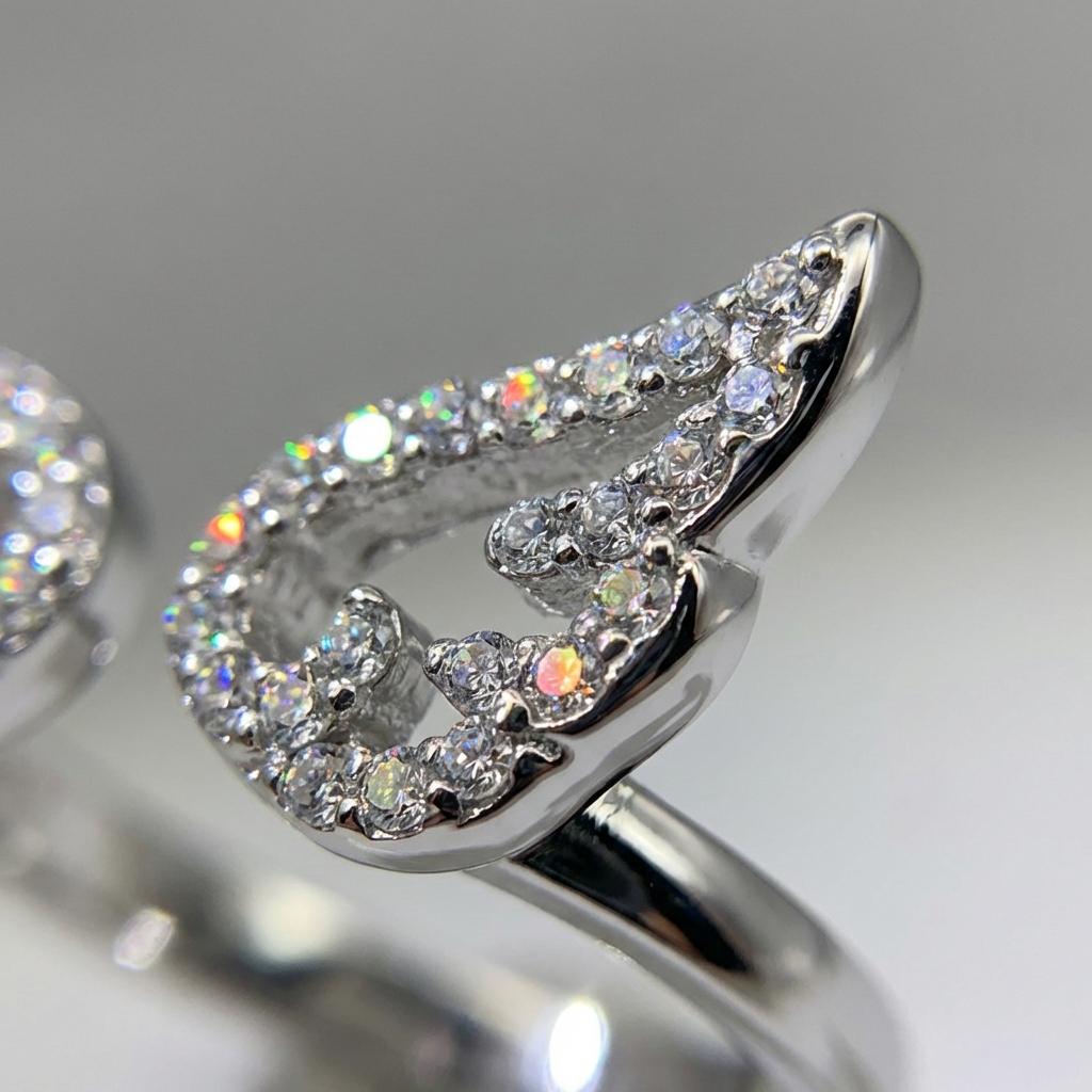 Romantic Sweet Angel Wings Ring for Women Simple Rhinestone Silver Color Adjustable Finger Ring Versatile Party Wedding Jewelry