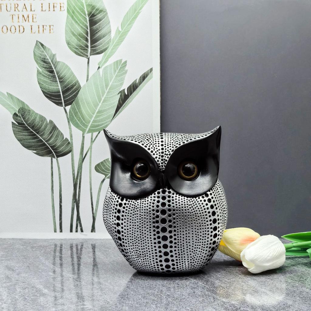 Simple and Luxurious Resin Owl Ornament For Home Living Room, TV Cabinet, Desktop, Foyer Decoration Crafts