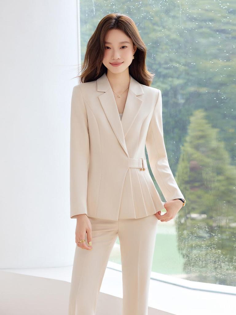 2025 Autumn Apricot Women's Suit Set: Professional Attire for Hotel and Jewelry Store Managers