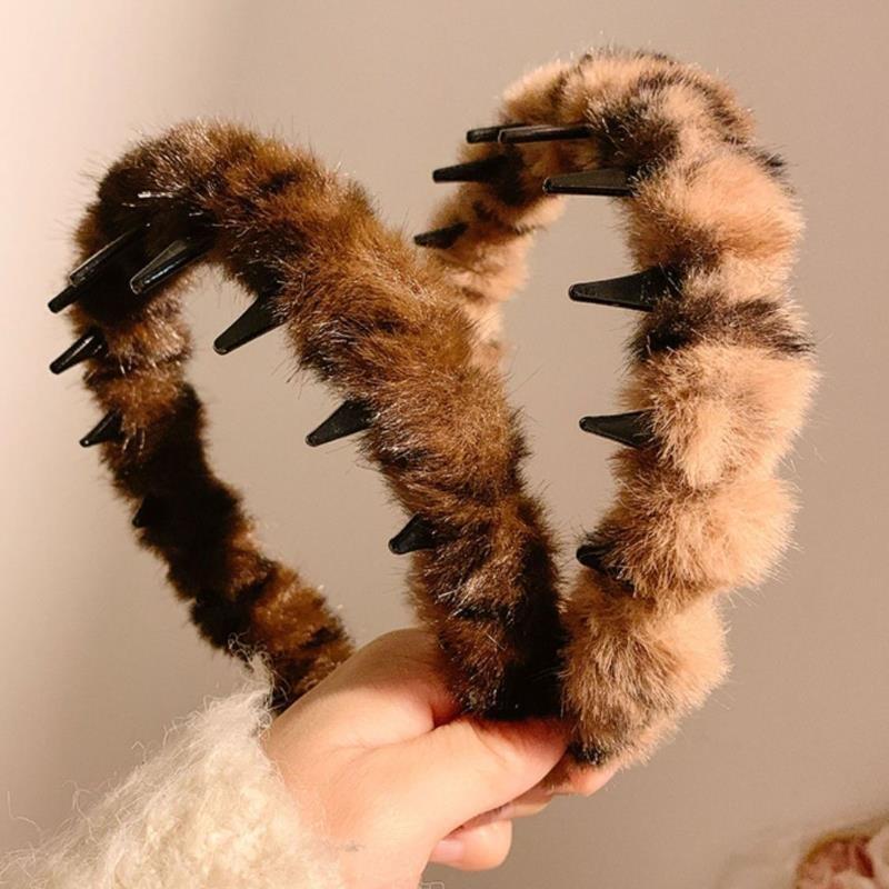 Korean Retro Leopard Print Plush Headband With Teeth Anti Slip Face Washing Makeup Hair Hoop Autumn Winter Women Hair Decor