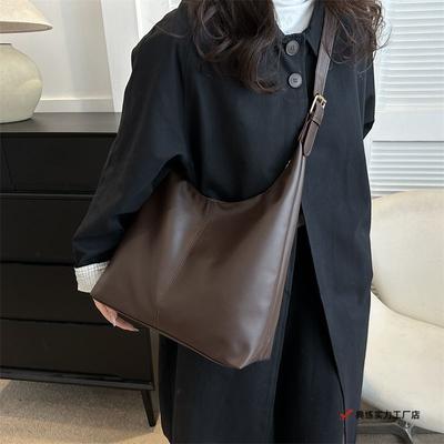 Large-capacity Commuting New Autumn and Winter Popular Solid Color Simple Texture Casual Oblique Span Single Shoulder Tote Bag Women