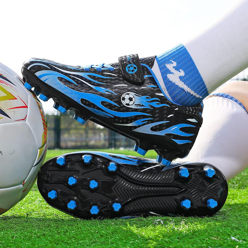 Boys and Girls Sports Shoes Non-slip and Wear-resistant Youth Student Football Shoes