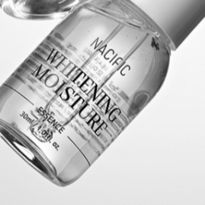 Daiso Nacific Whitening Moisture Essence 30 Ml