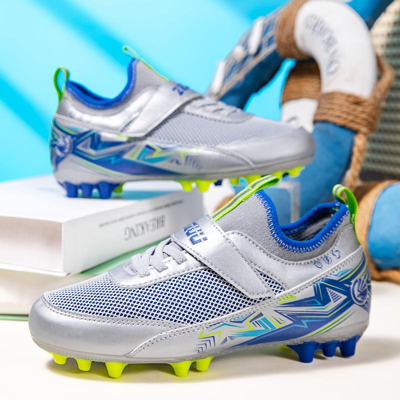 New Men Kids Football Boots Grass Cleats Match Soccer Shoes Training Shoes Boys Professional Non-Slip Ultralight