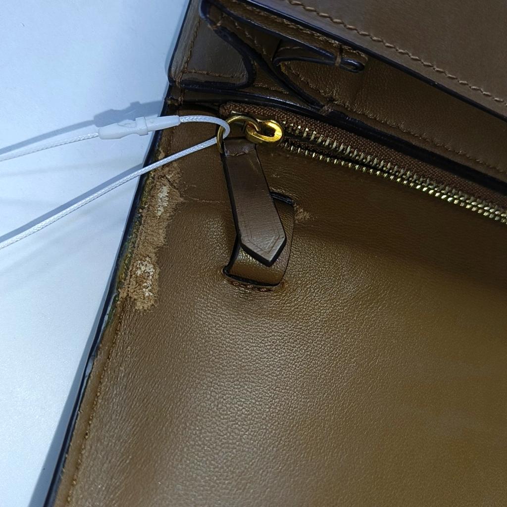 [Brugt] Klassisk Boks Guld Spænde Poleret Kalveskind Tofu Firkantet Crossbody Skuldertaske Mellem - Rimelig #1PD4JS8