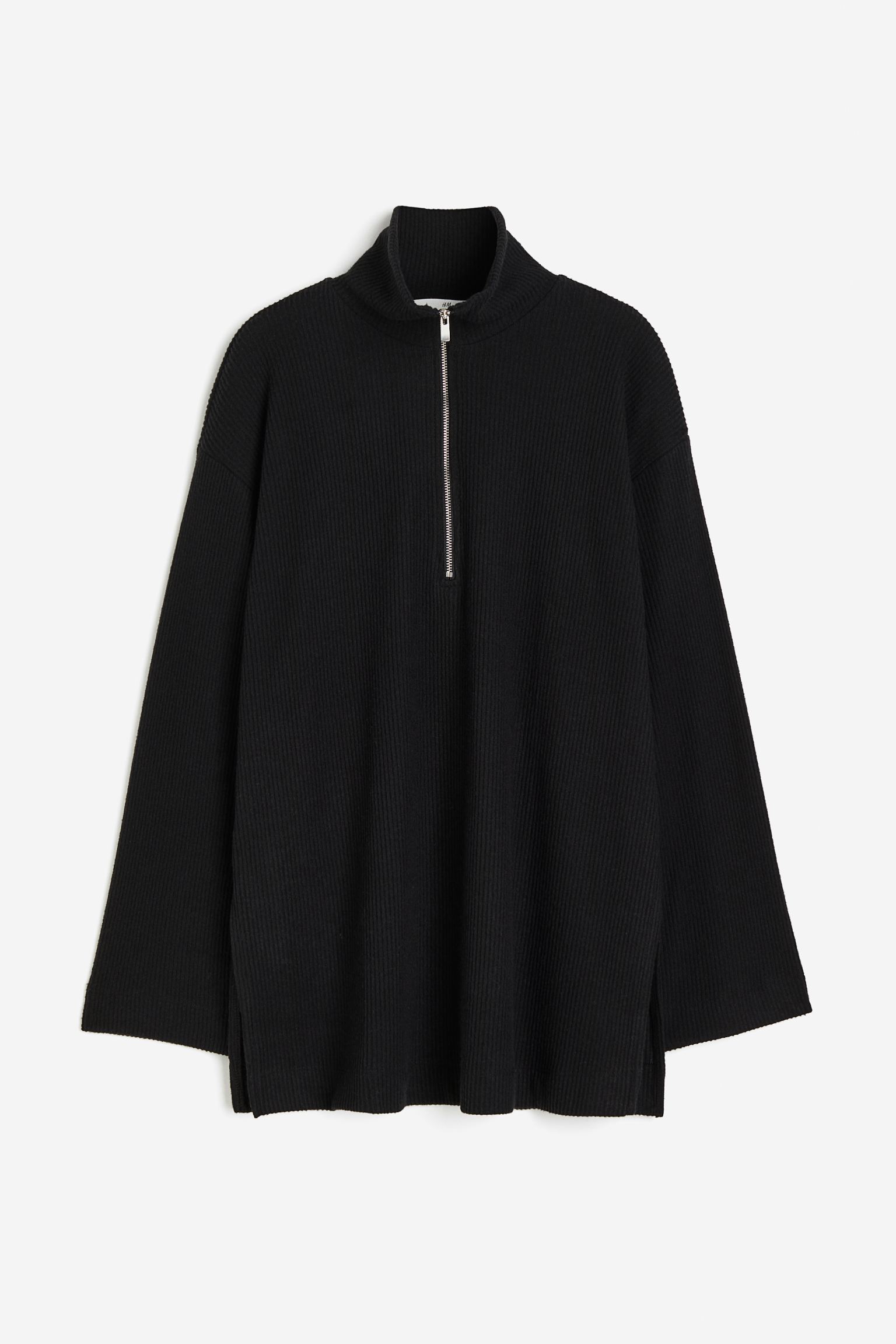 

Джемпер рельефной вязки