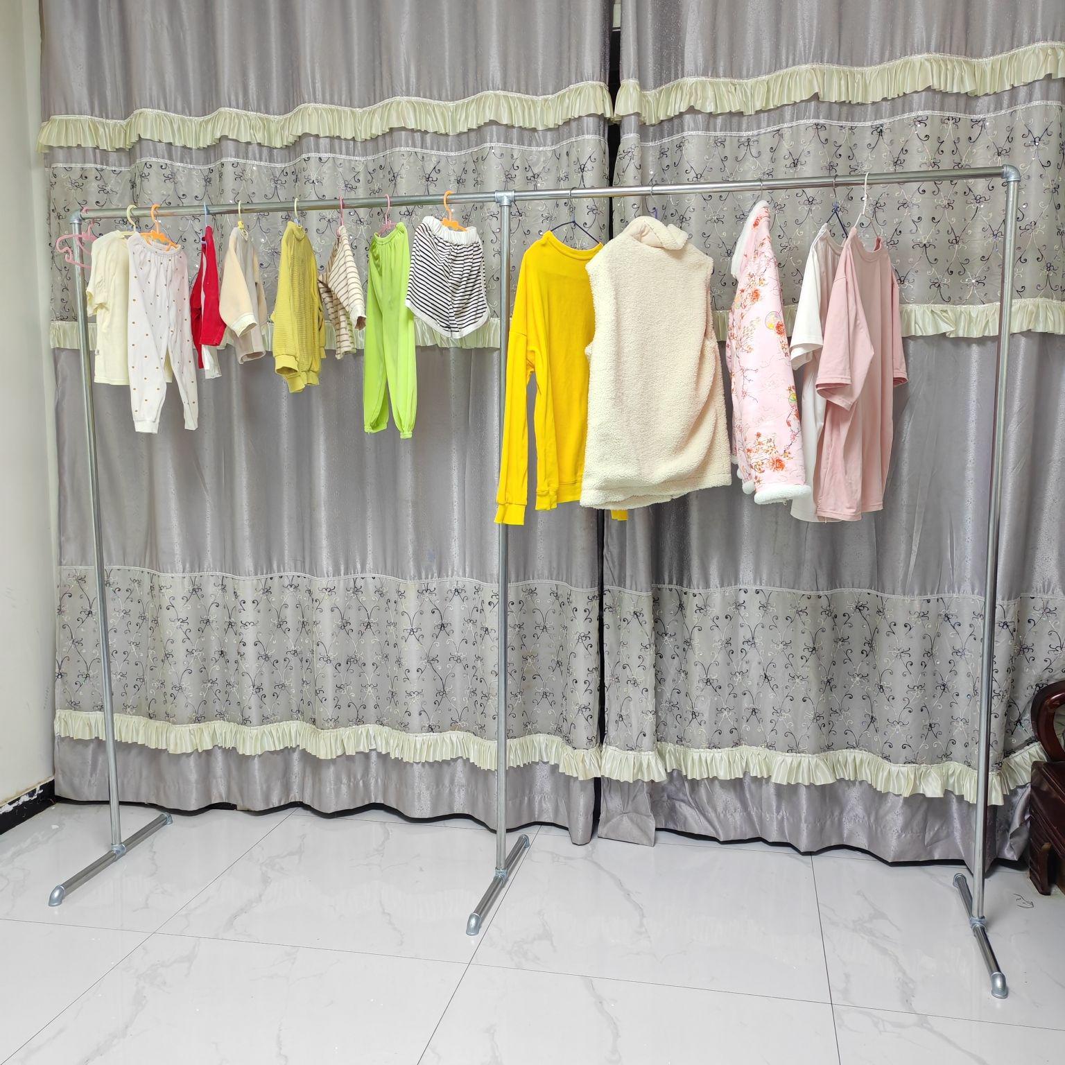 

Double Layer Heightened Steel Clothes Rack with Double Rods for Balcony or Courtyard Thickened, Single Rod, 3 Bases