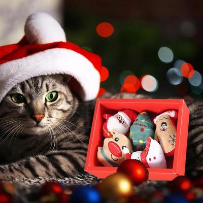 Jouets de Noël pour Chats d'Intérieur Jouets Interactifs en Peluche pour Chats 5X Jouet Amusant pour Animaux de Compagnie Jouets Mignons à Mâcher avec Clochette pour Mordre Mâcher