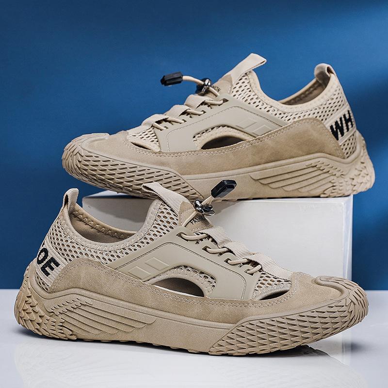 Jesień 2025 nowe modne dziury męskie buty codzienne buty męskie w stylu brytyjskim siatkowe wszechstronne oddychające sandały
