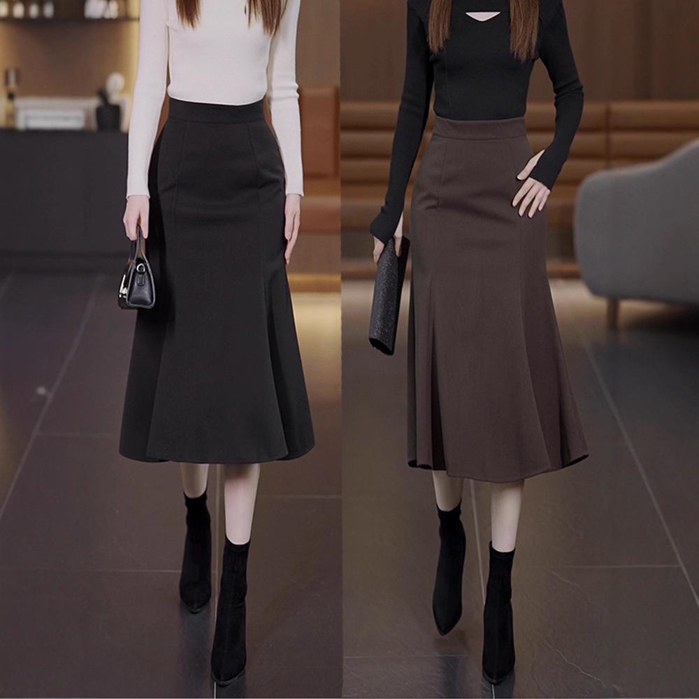 Women's Coffee Wool Mermaid Skirt - Fall/Winter 2025, Irregular Mid-Length, Hip-Hugging Design