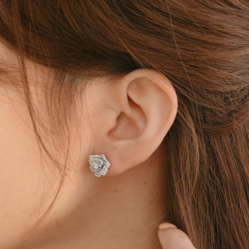 TORTOISE [Silver925] Yor Camellia Earrings