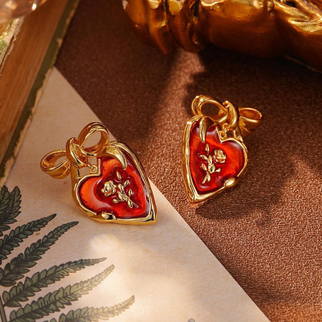 European Retro Geometric Red Metal Earrings with Pearl Flower Studs
