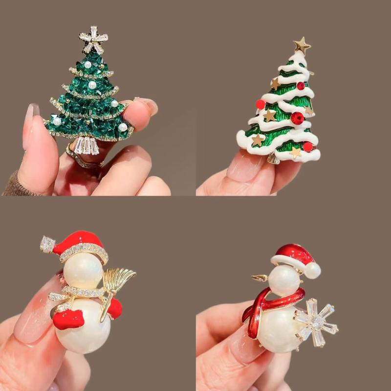Cartoon Snowman Christmas Tree Brooches For Women Versatile Light Luxury Lapel Pin Clothing Accessories Party Gifts
