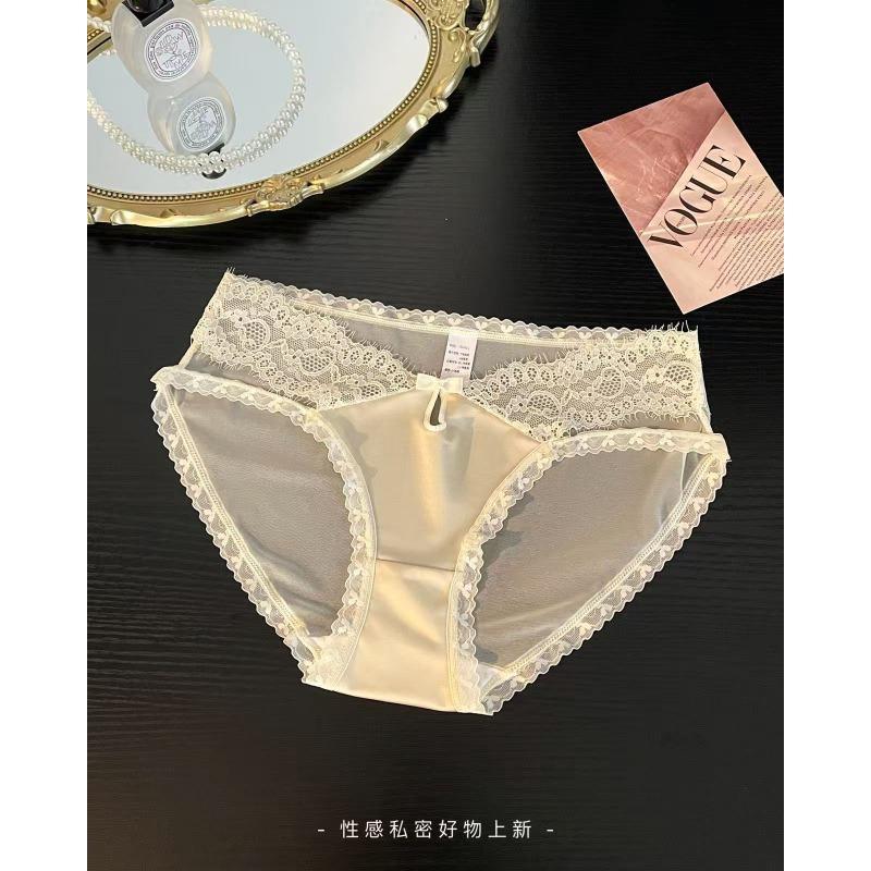 Female Spring and Summer Sexy Pure Desire Lace Mesh Cotton Crotch Breathable No Trace Low Waist Triangle Briefs