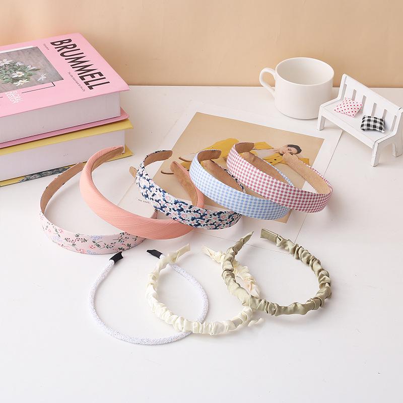 Bentiță de vară franțuzească 2025: Bandă de Păr Elegantă pentru Spălat Fața și Clips de Păr pentru Femei