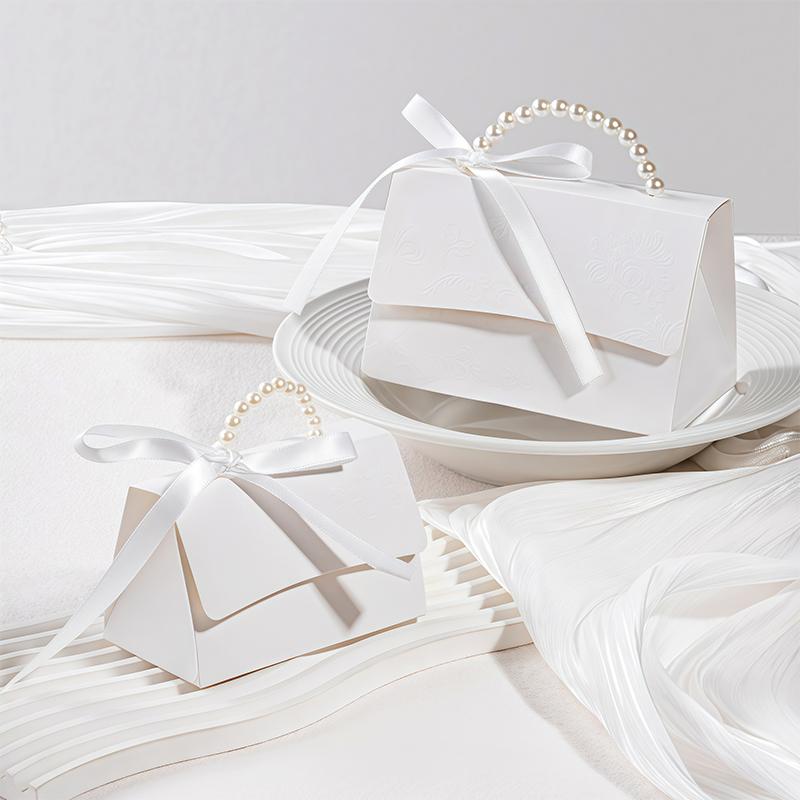 1PC Candy Box Bridal Showers Gift Boxes Giveaways With Pearl Handle Festive Easy to fold Parties Solid Color Elegant Weddings