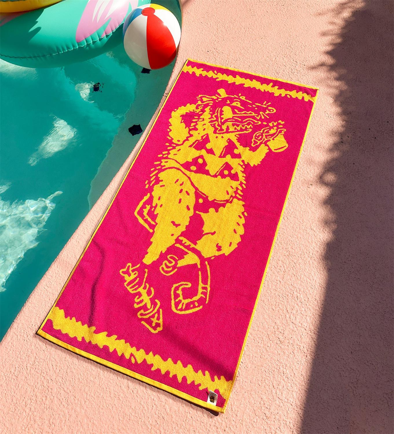 

Retro Tiger Drinking Beach Towel, Yellow & Pink Animal Print Summer Pool Towel for Tropical Vacation W40*H60(CM)