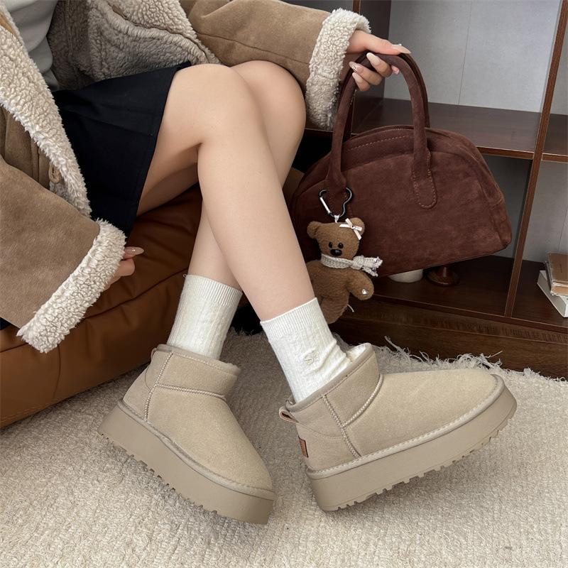 Women's Fashion Lightweight Height-enhancing Soft Sole Winter Warm Fur One Snow Boots Velvet Lined Non-slip Casual Sports Cotton Boots