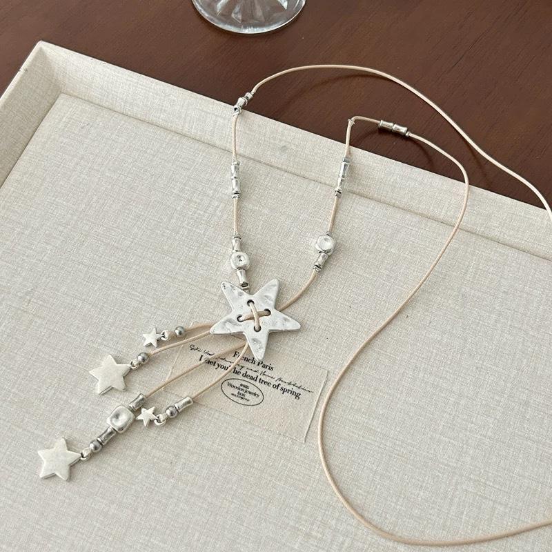 Female Niche Versatile Retro Star Tassel Necklace