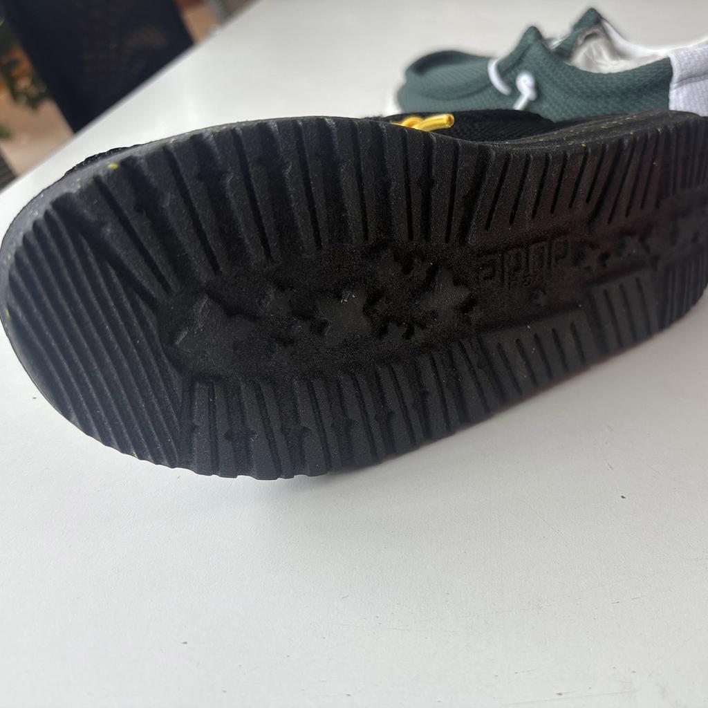 Casual shoes fly-woven mesh shoes lazy overshoes soft sole flats