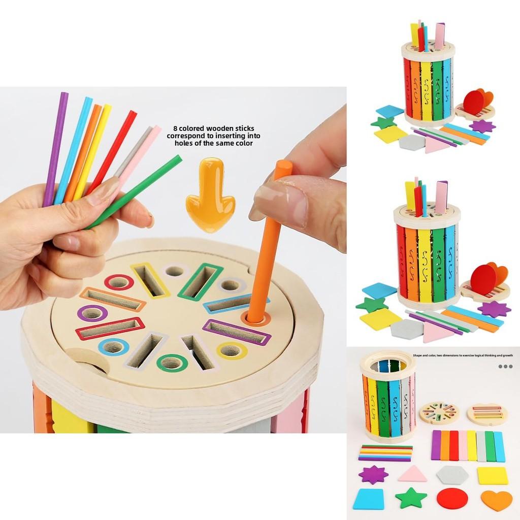 Regenbogen-Sortierbälle aus Holz und passendes Brett für Kinder zur Farberkennung und Entwicklung der Feinmotorik