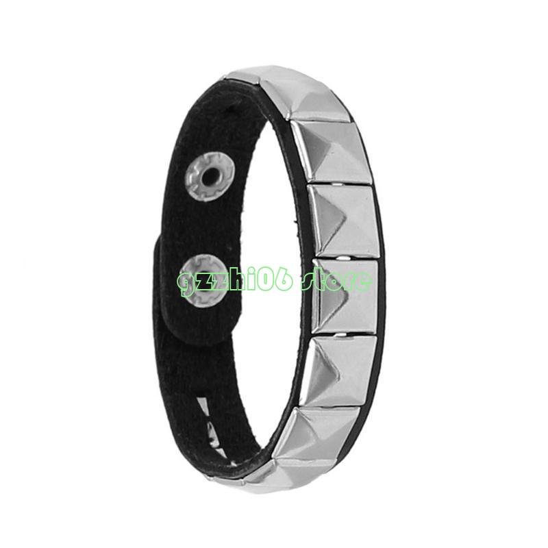 T5UF Stylish Punk Rock Bracelet Square Rivets Punk Wristband Trendy Gothic Jewelry Suitable for Individuality and Comfort
