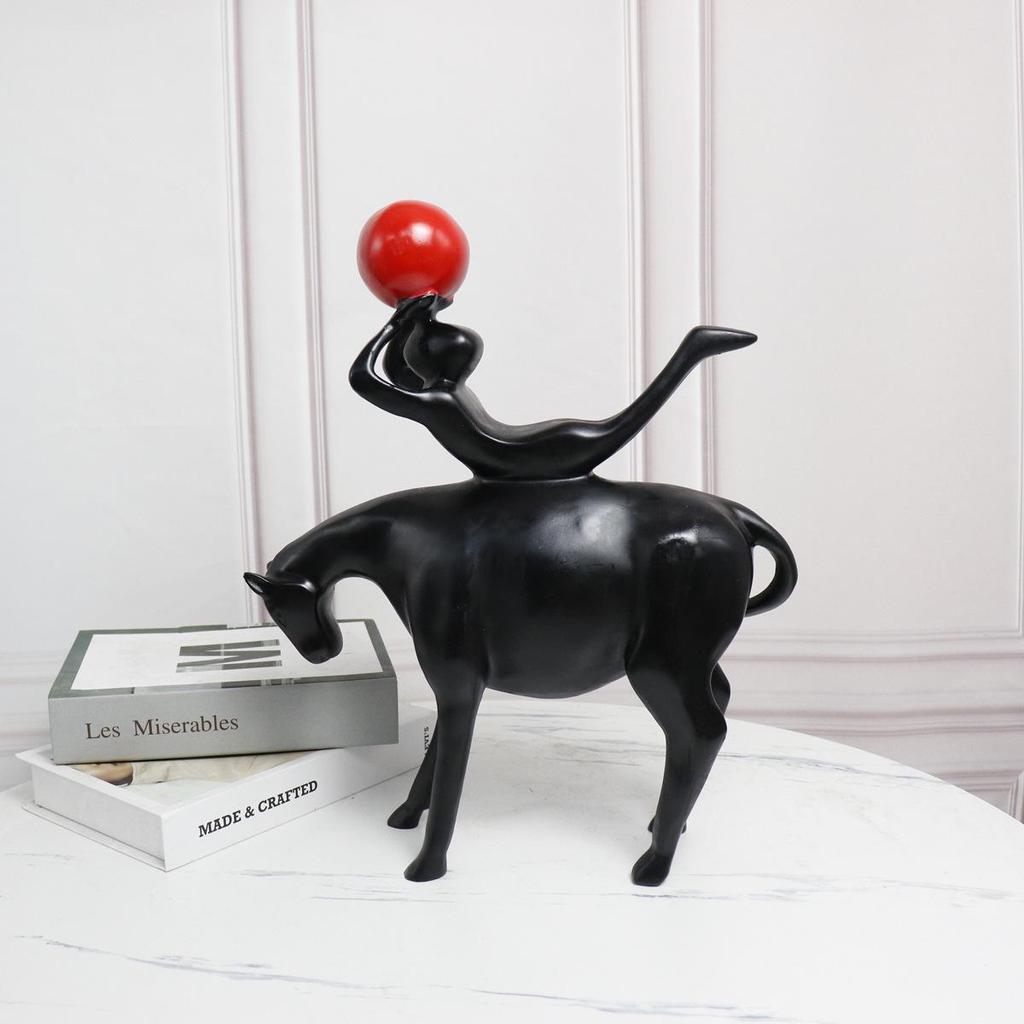 Modern Minimalist Chinese-Style Sculpture for Home Decor