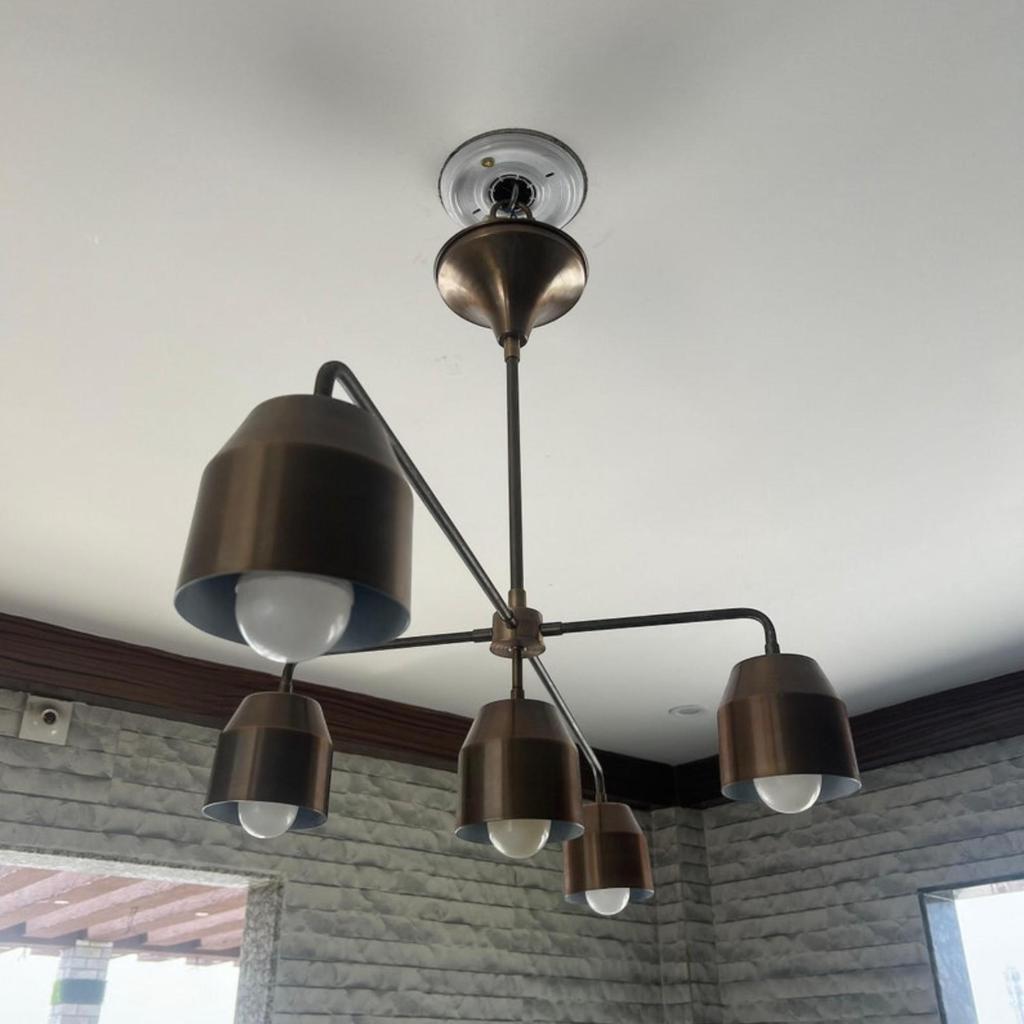 5-Shaded Modern Chandelier - Elegant Ceiling Light Fixture for Dining Room, Gifts, Party Decoration, Porch Lighting