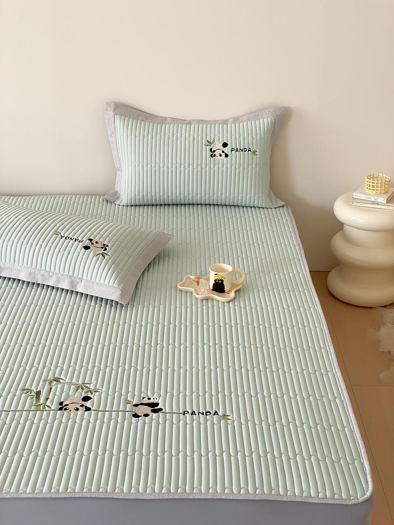 Class A Summer Cooling Cartoon Ice Silk Quilted 3-Piece Mat Set with Fitted Sheet