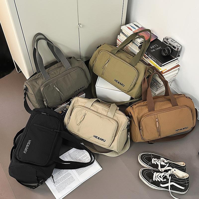 Lightweight Sports Yoga Fitness Bag Simple Versatile Large Capacity Storage Short Travel Bag Student Handheld Messenger Bag