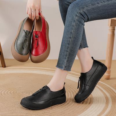 Fashion 2025 Spring New Style Slip On Head Layer Leather Retro Soft Bottom Large Flat Comfortable Mother's Shoes Women's Shoes