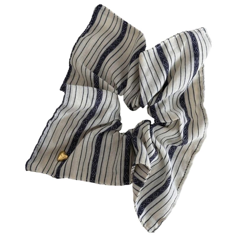 

Stylish Striped Square Hair Band Elastic Scrunchies For Women Girls Soft Fabric Hair Tie Fashion Hair Accessories бежевий