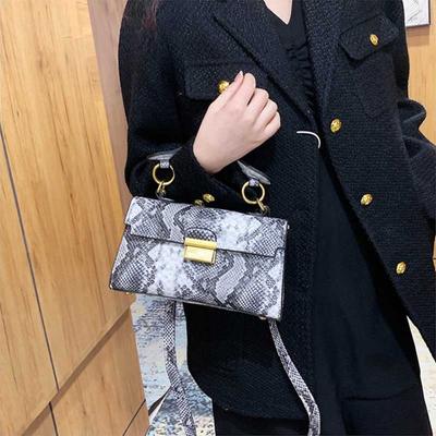 Luxury Snake Print Niche Design Versatile Handhold Bag Shoulder Bag Crossbody Bag Armpit Fashionable High-end Texture Light