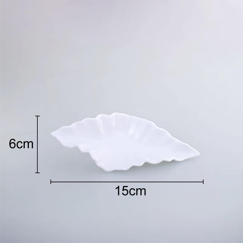 

Набор декоративных элементов для подвешивания на стену из имитации металла, листья. Эстетика комнаты, украшение гостиной, подвески-листья, настенный фон.