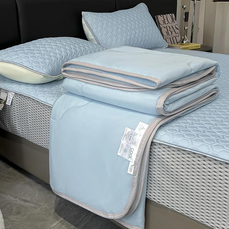 Double-sided Cool Feeling Summer Quilt Set Queen Smooth Ice Silk Cooling Blanket Summer Comforter Fitted Sheet and Pillowcase