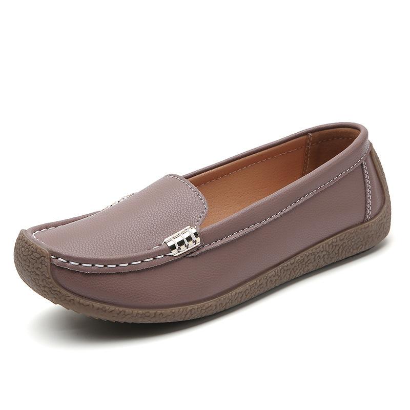 

Autumn and winter new loafers women s single shoes Doudou shoes large size mother shoes fashionable versatile women s shoes 44