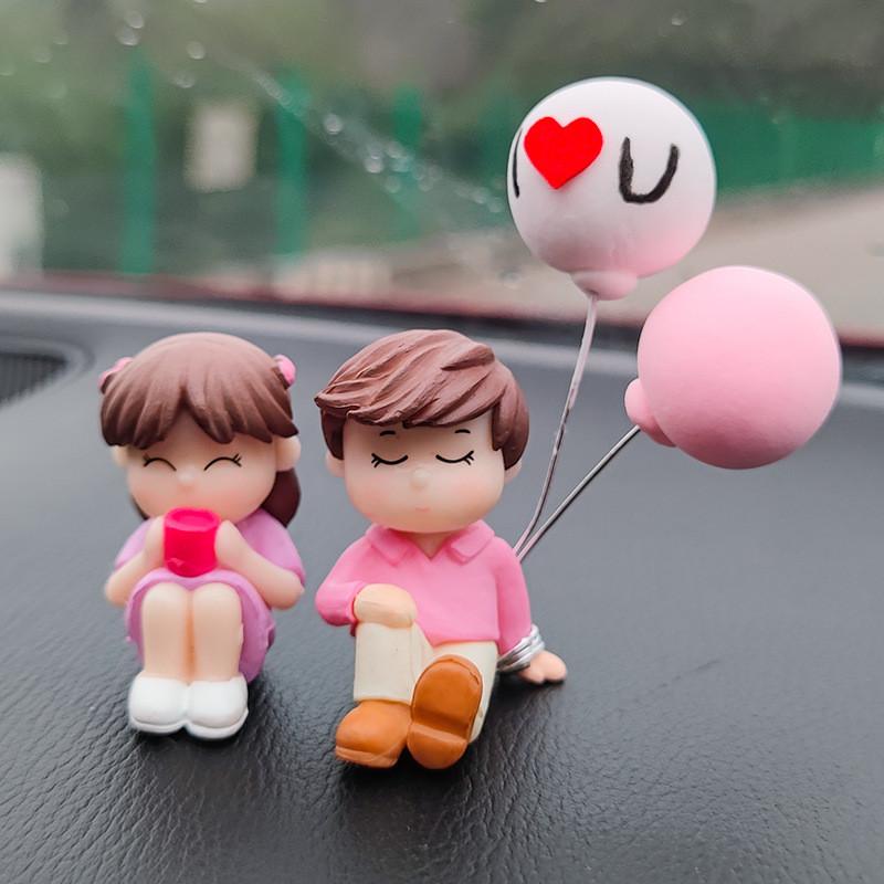 

Cute Cartoon Resin Car Decoration Couple Figurines For Car Interior And Home Office Decor StyleM