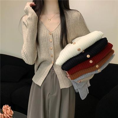 Early Spring Collar Knitted Sweater Women's Age-reducing Button Cardigan Long-sleeved Casual Fashion High-end Top