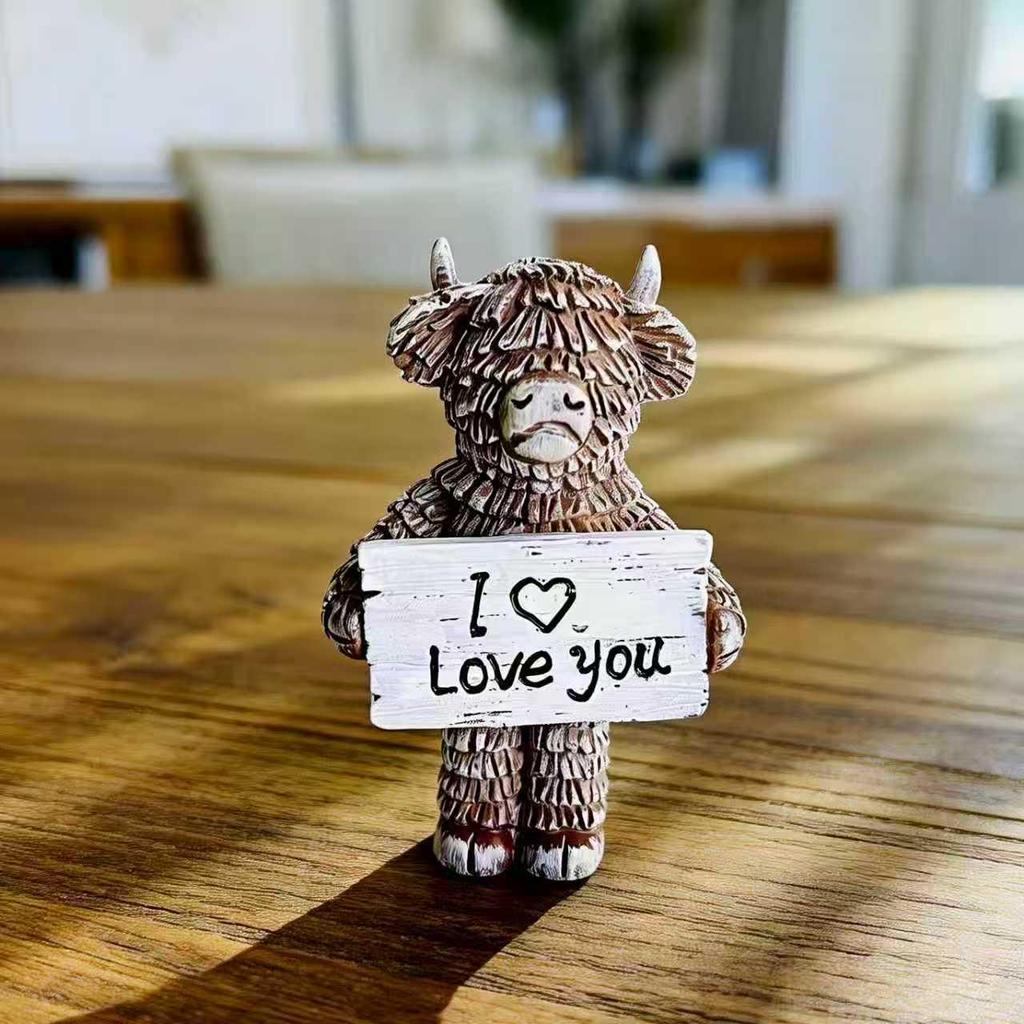 Creative Highland Cattle Resin Statue: Desktop Ornament & Valentine's Day Gift