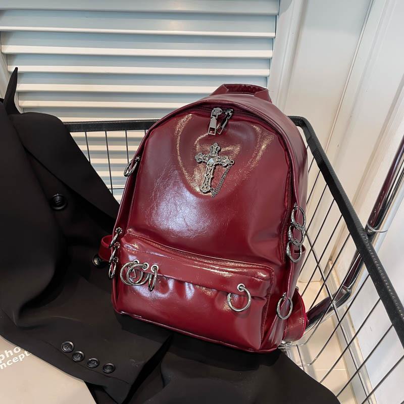 Zaino1011 nuovo stile punk personalità europea e americana zaino con borchie a croce zaino in PU tendenza moda borsa da donna