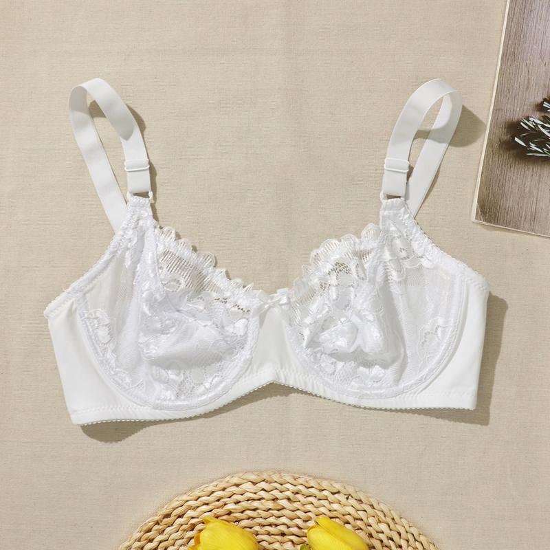Women Full‑Coverage Underwire Bra Elegant Floral Lace Plus Size Large Cup Adjustable Back Closure Everyday Lingerie