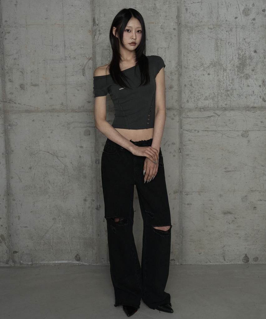 ETRE AU SOMMET Pigment Damage Panel Short Top (Dark Gray)