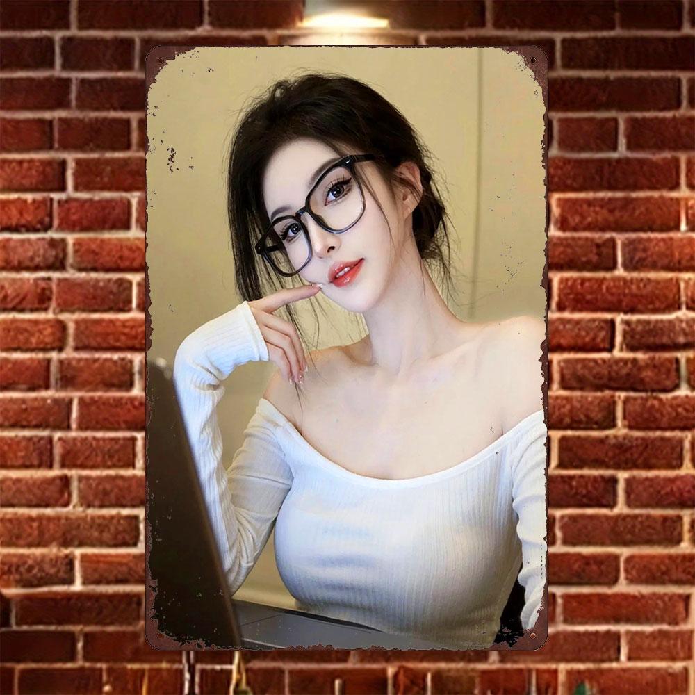 

HD Tin Sign Vintage Asian Girl in White Offshoulder Top with Glasses at Desk Metal Wall Art Retro Decor for Home Bar Cafe 20x30cm（7.8x11.8inch）