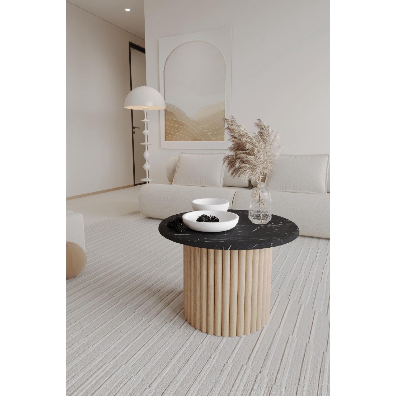 

Азиатский круглый журнальный столик с декоративной ножкой, черный