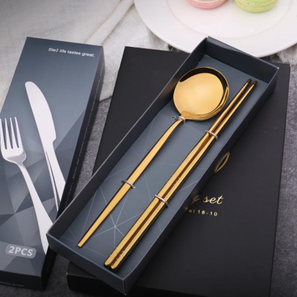 Messer, Gabel und Löffel, Geschenkbox, Edelstahl, Spiegel, Geschirr, Titan, vierteiliges Set aus schwarzem Löffel-Set