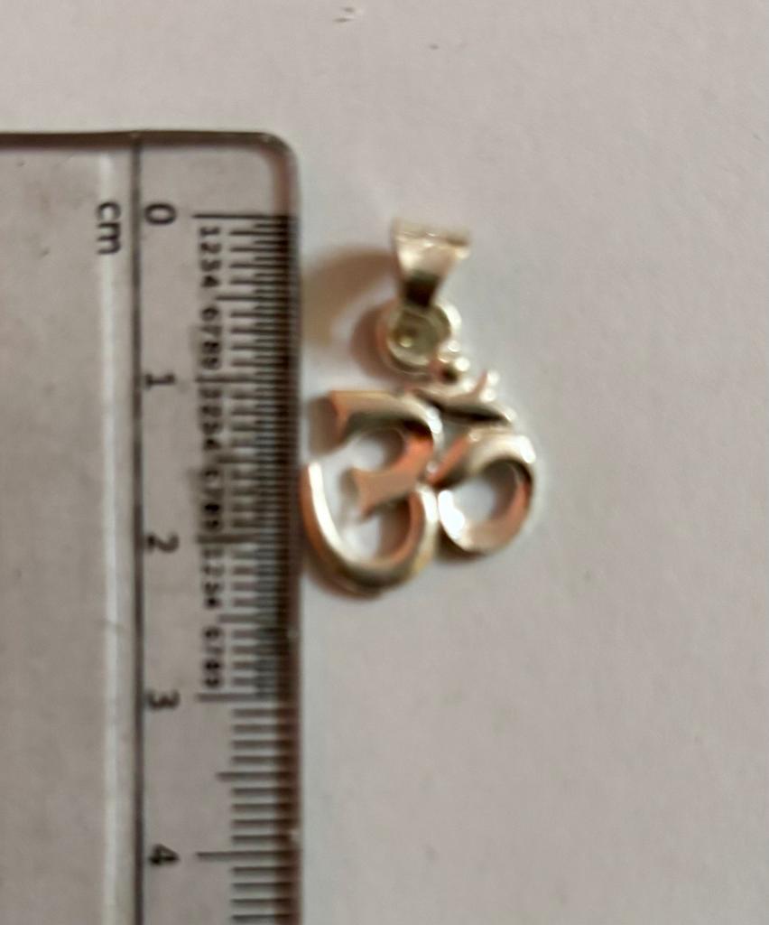 999 Silver Hindu Religious Symbol Om Aum Pendant, Yoga Prayer Healing Spiritual Pendant, Health, Free Ship
